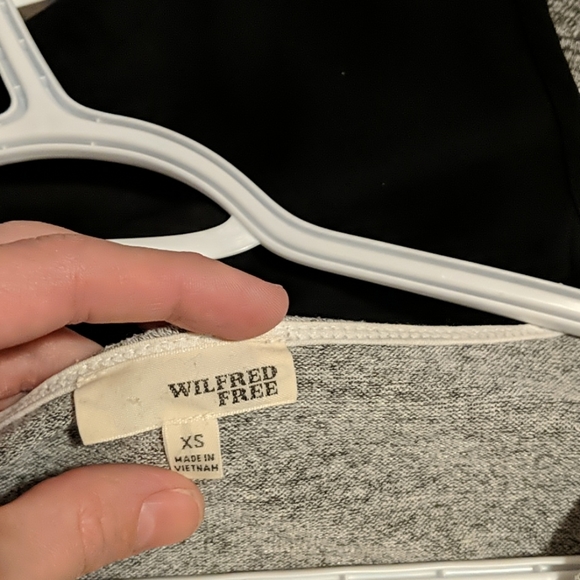 🖤SOLD🖤Cozy, oversized sweater dress - Picture 3 of 3